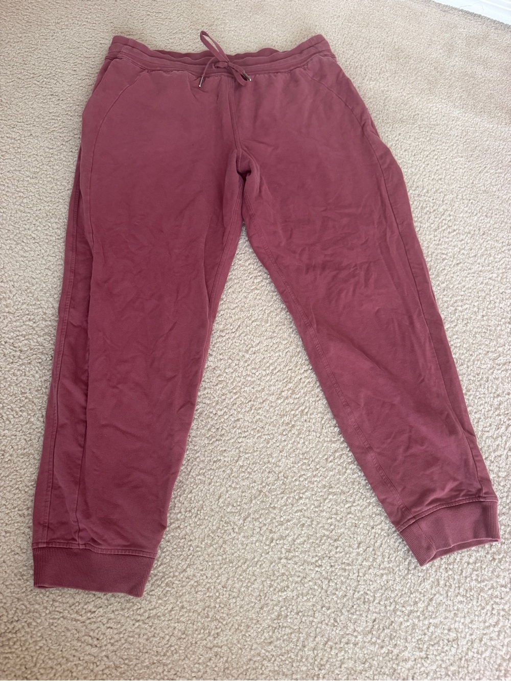 lululemon athletica Women's Maroon Drawstring Joggers